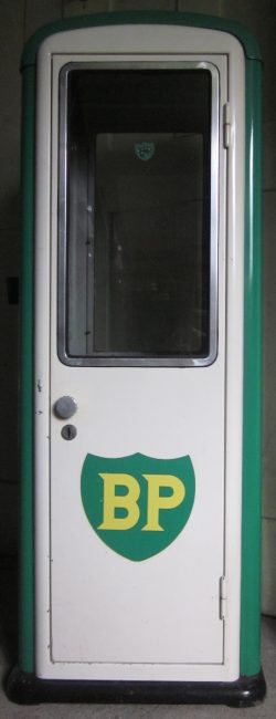 BP Oelschrank 1