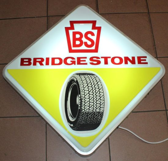 Bridgestone Leuchtreklame