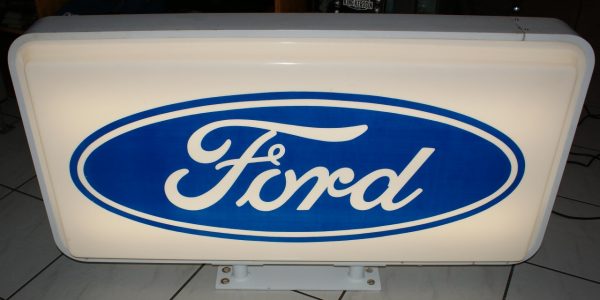 Ford Leuchtreklame 2