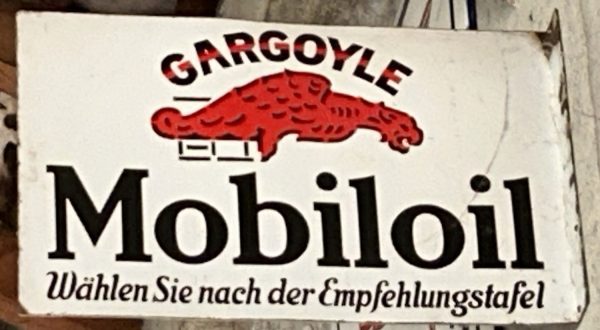 Gargoyle Emailschild 34