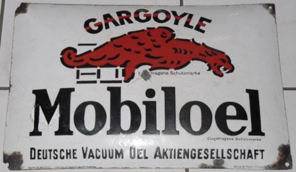 Gargoyle Emailschild 35