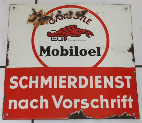 Gargoyle Emailschild 37