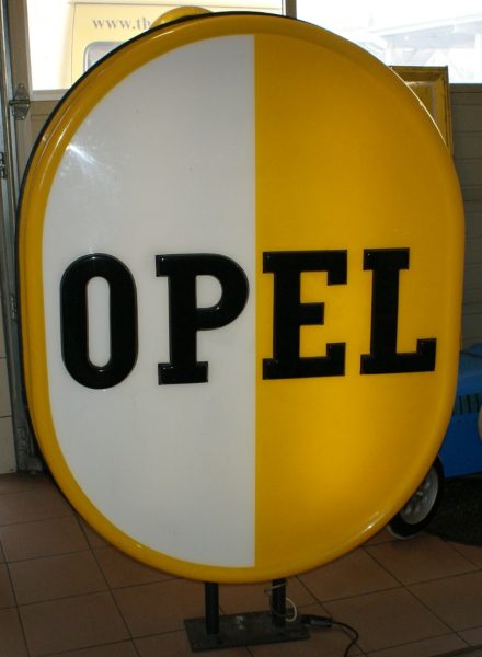 Opel Leuchtreklame