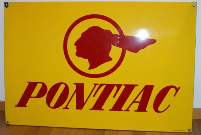Pontiac Emailschild