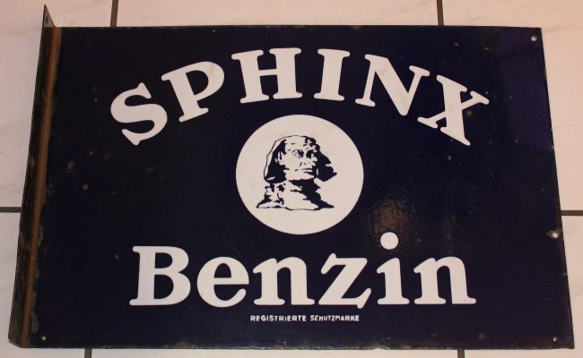 Sphinx Benzin Flaggenschild