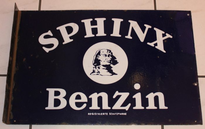 Sphinx Benzin Flaggenschild